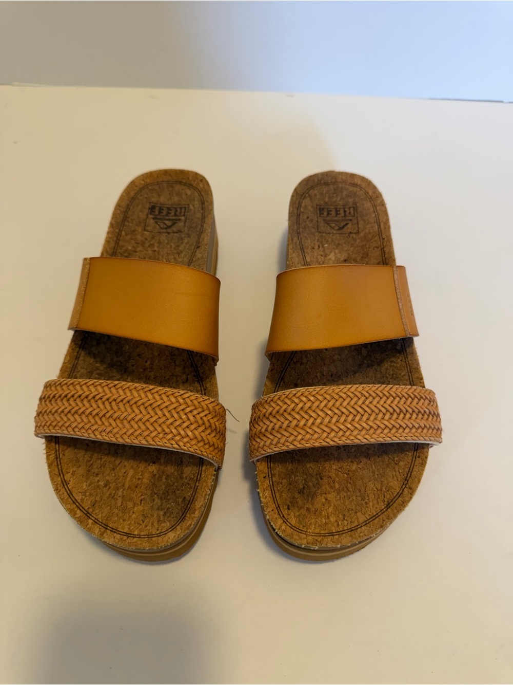 Reef Cushion Vista Hi Platform Slide Sandals Natural Braid Size 8.5